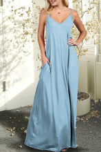 Load image into Gallery viewer, AWDMD280_SPAGHETTI STRAP KNIT MAXI DRESS