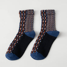 Load image into Gallery viewer, Women's 3D Artistic Hemp Pattern Retro Middle-Tube Socks