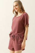 Load image into Gallery viewer, CWSTB274_SOLID WAFFLE KNIT TEE TOP &amp; DRAWSTRING WAIST SHORTS