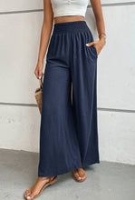 Load image into Gallery viewer, Simple Flared Wide-Leg Pants