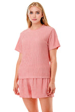 Load image into Gallery viewer, Solid color waved monochrome round neck top with shorts set