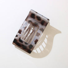 Load image into Gallery viewer, CWAHA07404_LARGE NO-CREASE FLAT DUCKBILL HAIR CLIP