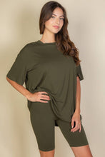 Load image into Gallery viewer, Loose Fit Top &amp; Bike Shorts Set