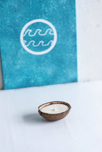 Load image into Gallery viewer, Coconut Candles: Medium (5oz) / Apple Harvest