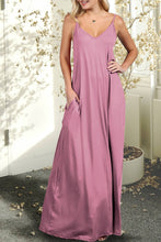 Load image into Gallery viewer, AWDMD280_SPAGHETTI STRAP KNIT MAXI DRESS