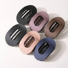Load image into Gallery viewer, CWAHA07450_LARGE ROUND FLAT HAIR CLAW CLIP STRONG GRIP