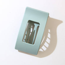 Load image into Gallery viewer, CWAHA07404_LARGE NO-CREASE FLAT DUCKBILL HAIR CLIP