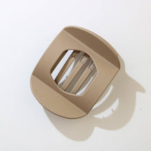 Load image into Gallery viewer, CWAHA07422_FLAT HAIR CLAW CLIP FOR WOMEN BUN UPDO