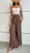 Load image into Gallery viewer, Simple Flared Wide-Leg Pants