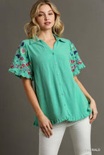 Load image into Gallery viewer, Linen Collared Button Down Shirt With Fray Details
