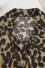 Load image into Gallery viewer, CWSPJ0073_LEOPARD PRINT LONG SLEEVE SHIRT SHORTS PAJAMAS SET