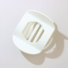 Load image into Gallery viewer, CWAHA07422_FLAT HAIR CLAW CLIP FOR WOMEN BUN UPDO